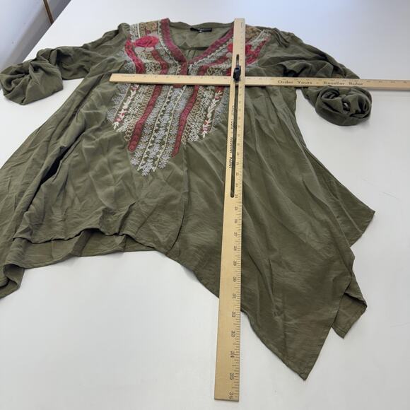 Andree Shirt Womens Small Green Embroidered Boho Floral Tunic Asymmetrical Top - Picture 6 of 6